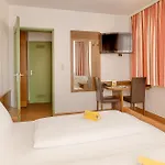 Alt Hotel