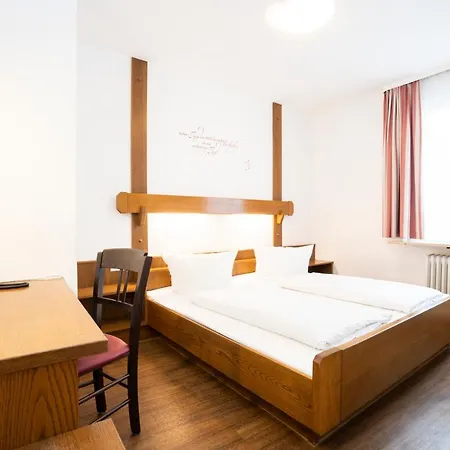 Alt Hotel